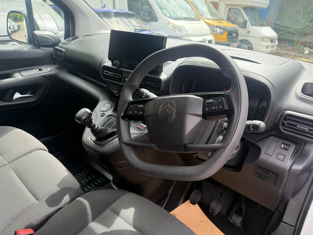 Citroen Berlingo XL 1.5 Bluehdi 100Ps Van Enterprise White #11