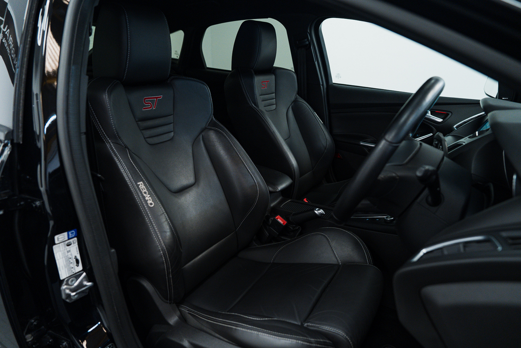 Ford Focus Petrol Black