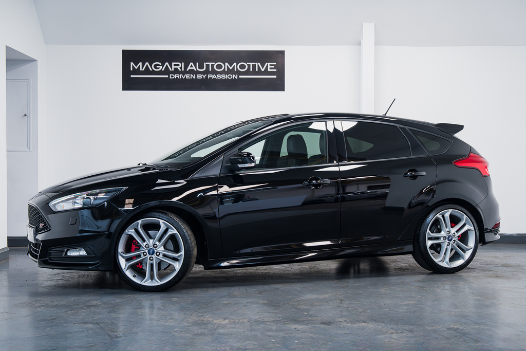 Ford Focus Petrol FY18SXC Black #4