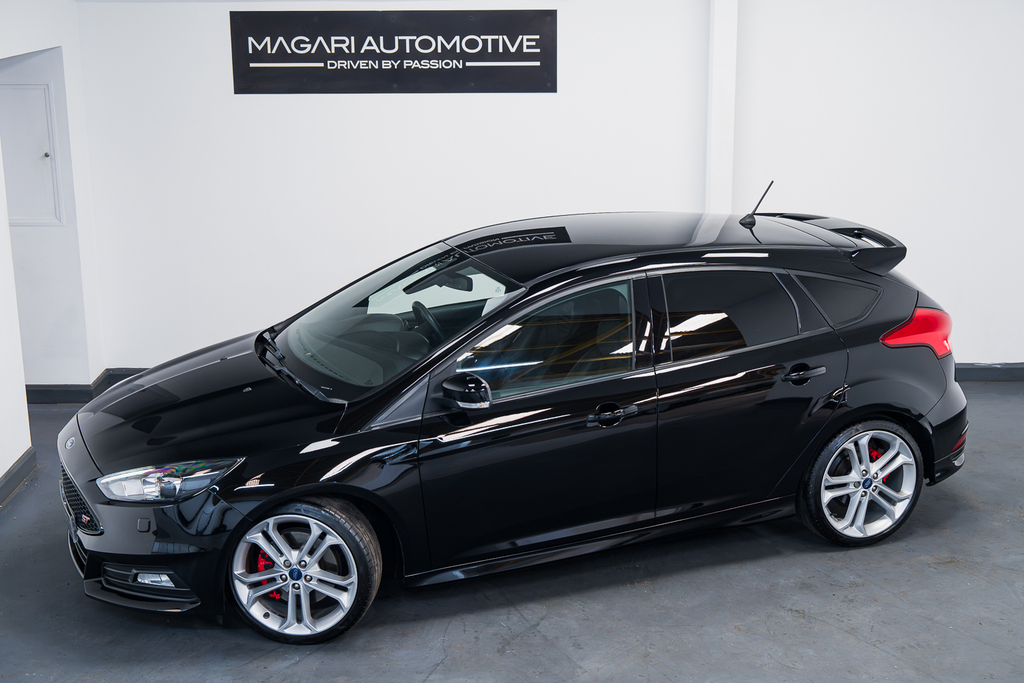 Ford Focus Petrol FY18SXC Black #5