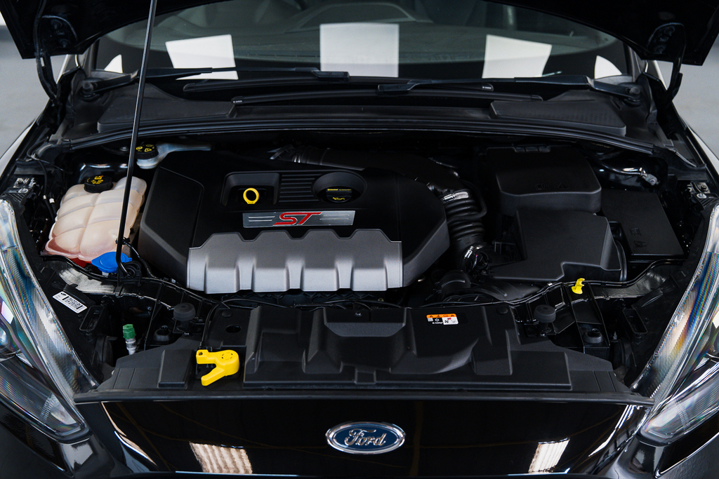 Ford Focus Petrol FY18SXC Black #3