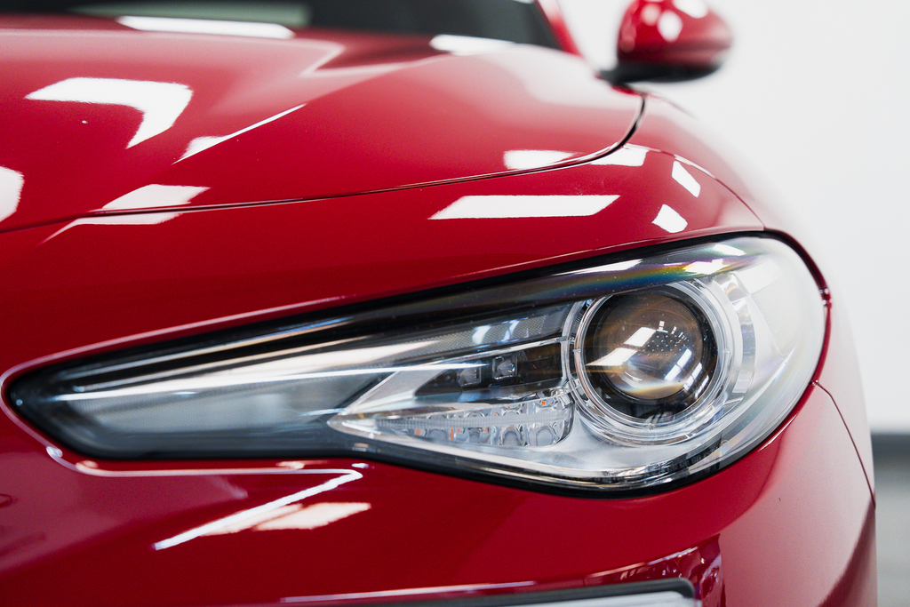 Alfa Romeo Giulia Petrol Red #6