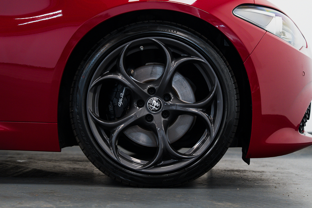 Alfa Romeo Giulia Petrol Red #2