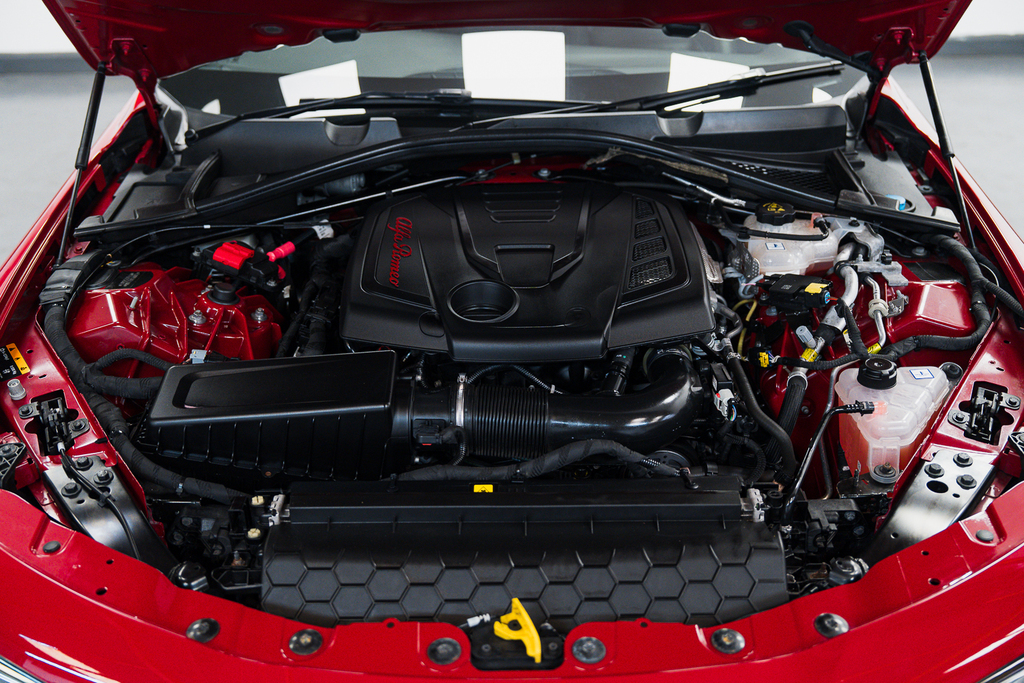 Alfa Romeo Giulia Petrol Red #3