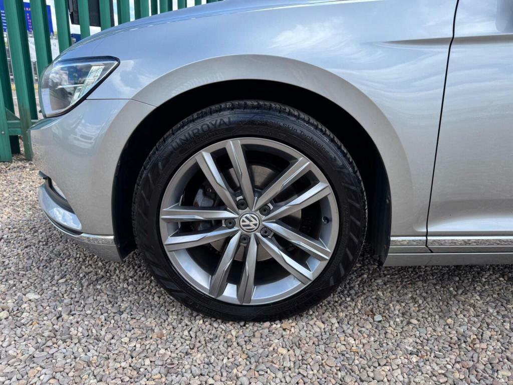 Volkswagen Passat Estate Gt  #11