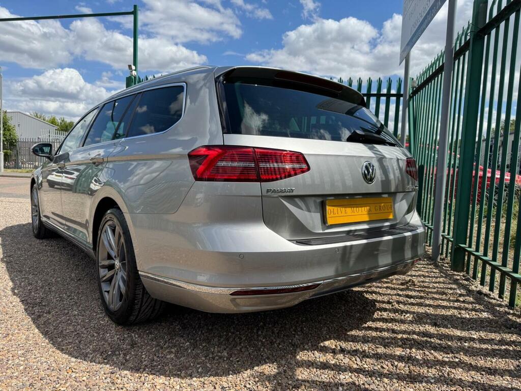 Volkswagen Passat Estate Gt  #7