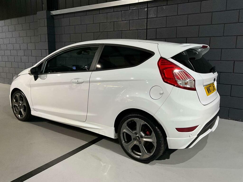Ford Fiesta St-3 White #5