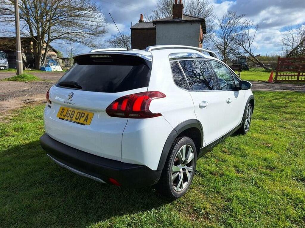 Peugeot 2008 Suv 1.2 Puretech Allure Eat Euro 6 Ss 2018 RJ68OPA White #5
