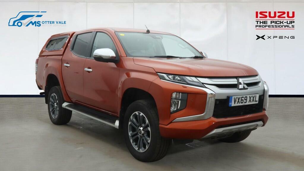Mitsubishi L200 2.2 Di-d Dc Barbarian X Pickup Double Cab Dies Orange