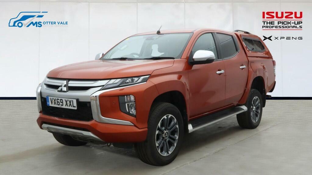 Mitsubishi L200 2.2 Di-d Dc Barbarian X Pickup Double Cab Dies Orange #2