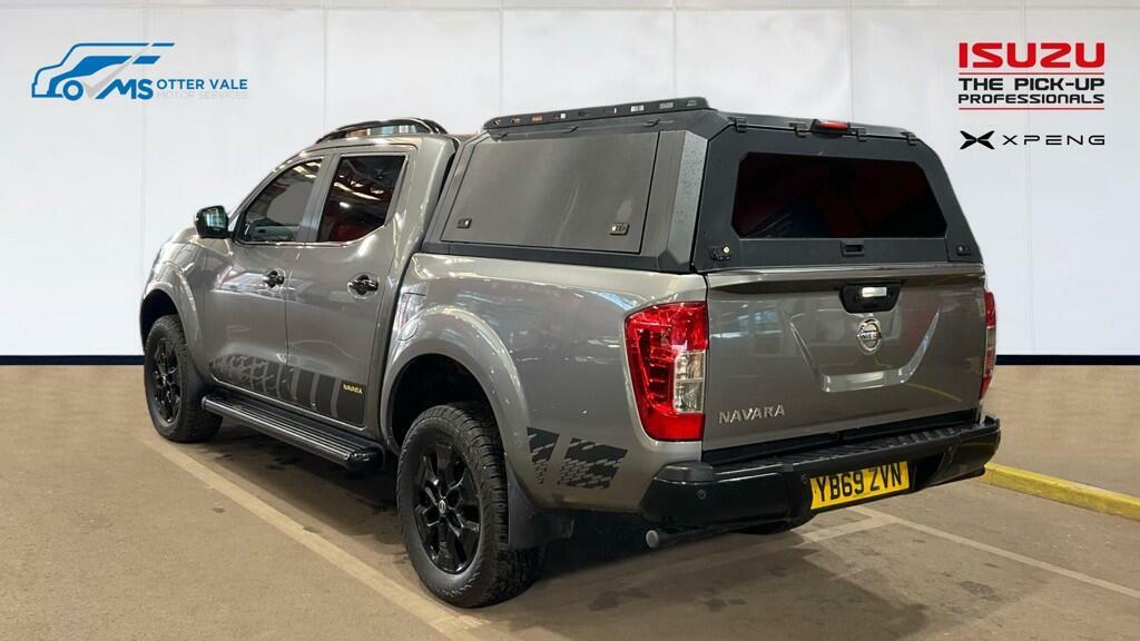 Nissan Navara 2.3 Dci N-guard Pickup Double Cab Grey #3