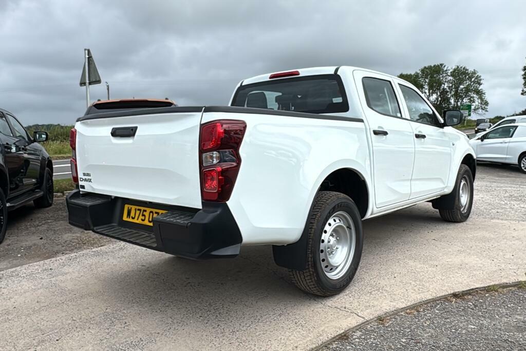 Isuzu D-Max 1.9 Td Utility Diff Lock Pickup Double Cab Die White #4