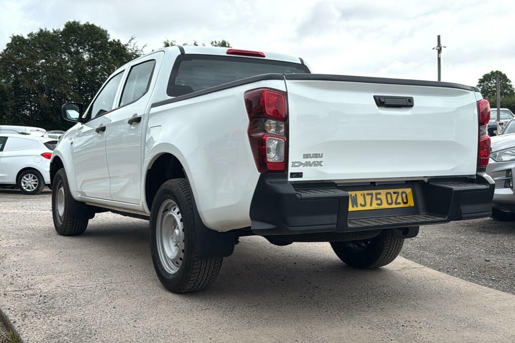 Isuzu D-Max 1.9 Td Utility Diff Lock Pickup Double Cab Die White #2