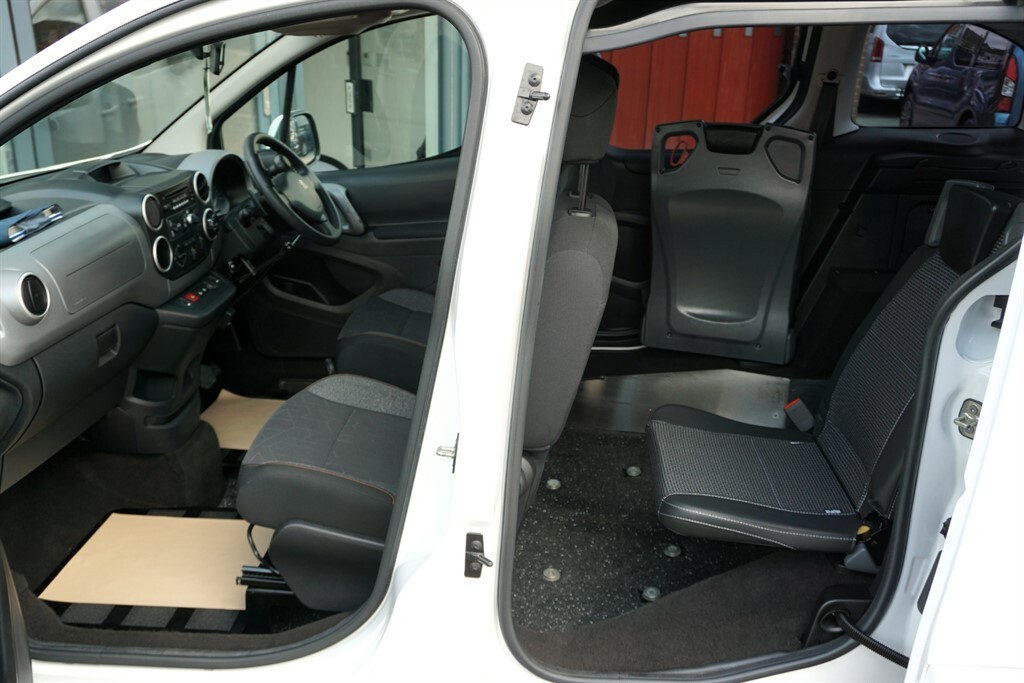 Peugeot Partner Tepee 1.6 Bluehdi 100 Outdoor Etg Grey #12