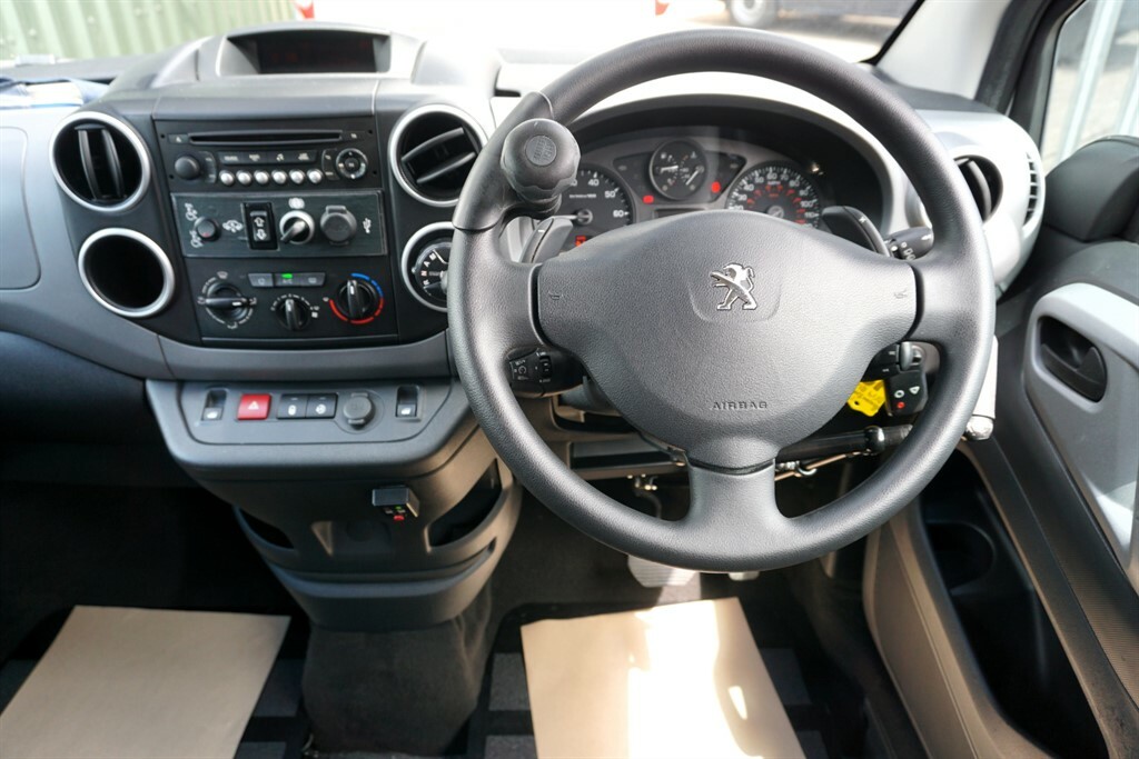 Peugeot Partner Tepee Blue Hdi Tepee Active. Switch Disable  #6