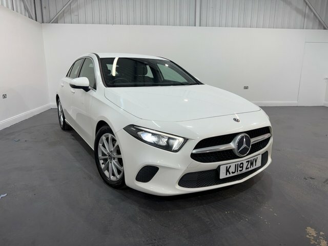 Mercedes-Benz A Class 1.5 A180d Sport Hatchback 7G-dct Euro 6 White