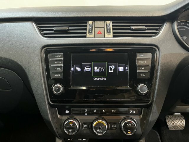 Skoda Octavia 1.6 Tdi Se L Euro 6 Ss Black #14