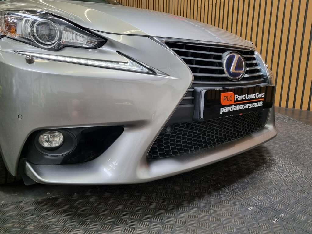 Lexus IS 2.5 300H Executive Edition Saloon Hybri Silver #2