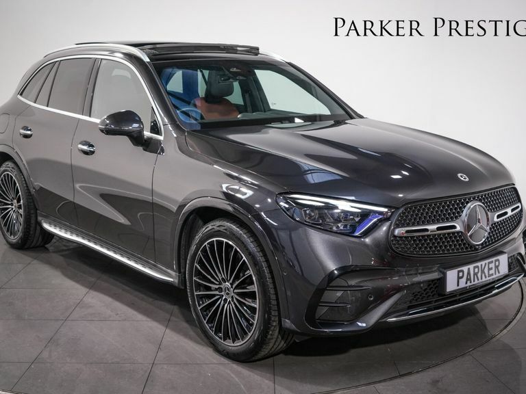 Mercedes-Benz GLC Class Glc 300 4Matic Amg Line Premium Plus 9G-tronic Grey
