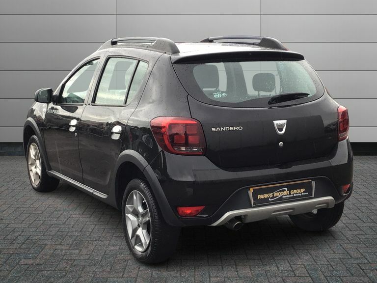 Dacia Sandero Stepway 0.9 Tce Ambiance Hatchback Euro White #2
