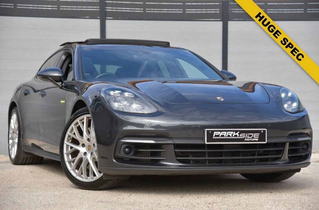 Porsche Panamera 2.9L 4 Grey
