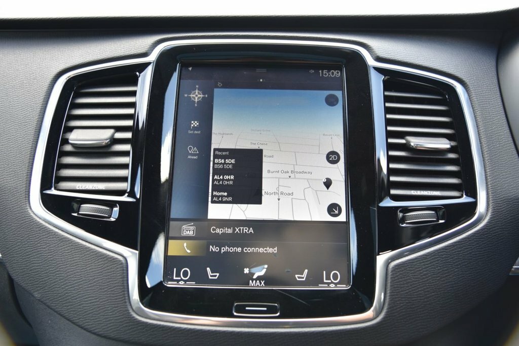 Volvo XC90 D5 Inscription - Panoramic Sunroof, Bowers Wilk White #32