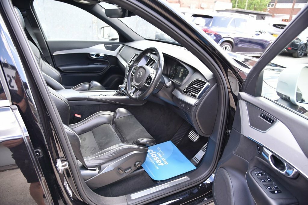 Volvo XC90 D5 Inscription - Panoramic Sunroof, Bowers Wilk White #17
