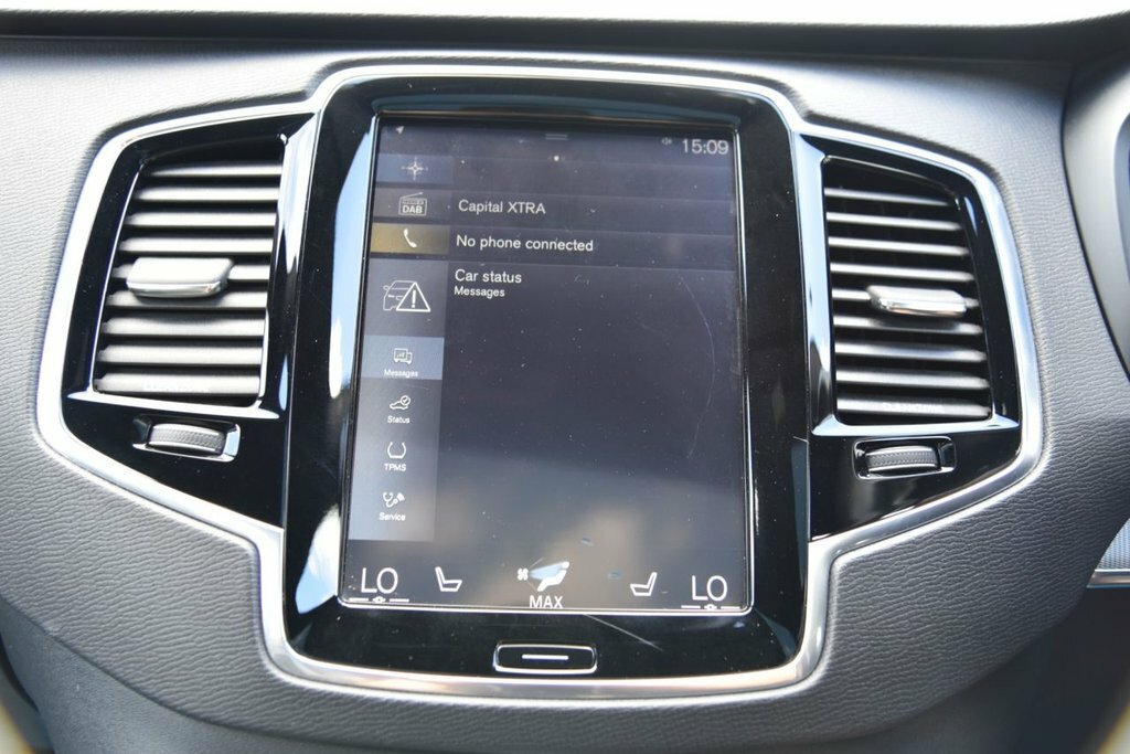 Volvo XC90 D5 Inscription - Panoramic Sunroof, Bowers Wilk White #34