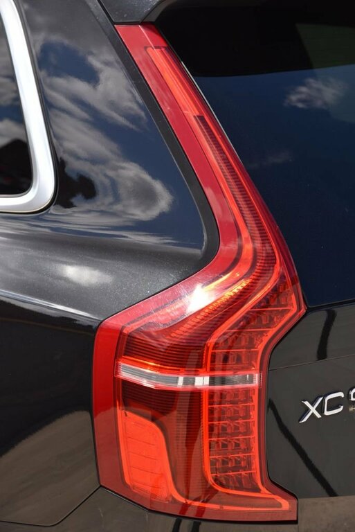 Volvo XC90 D5 Inscription - Panoramic Sunroof, Bowers Wilk White #14