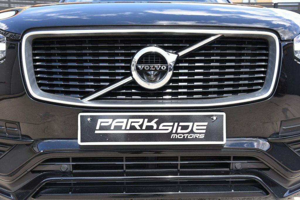 Volvo XC90 D5 Inscription - Panoramic Sunroof, Bowers Wilk White #11