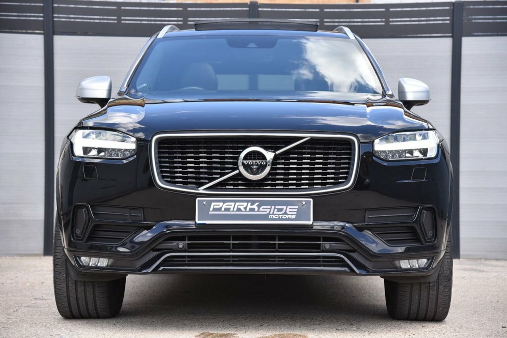 Volvo XC90 2L R-design Black #4