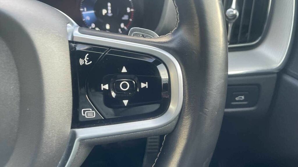 Volvo XC60 2.0 T5 250 R Design Geartronic  #20