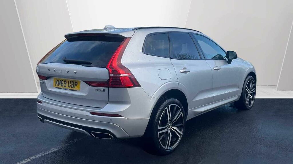 Volvo XC60 B5 Awd R-design Pro Silver #2