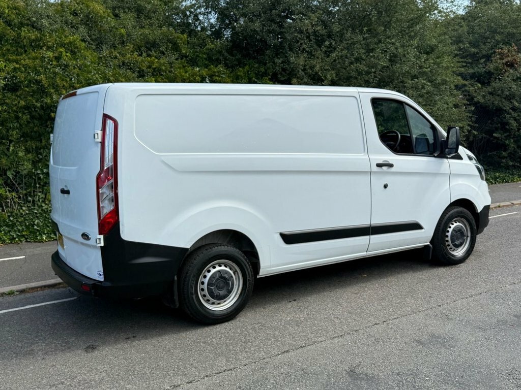 Ford Transit Custom Mpv FB19GXN White #6