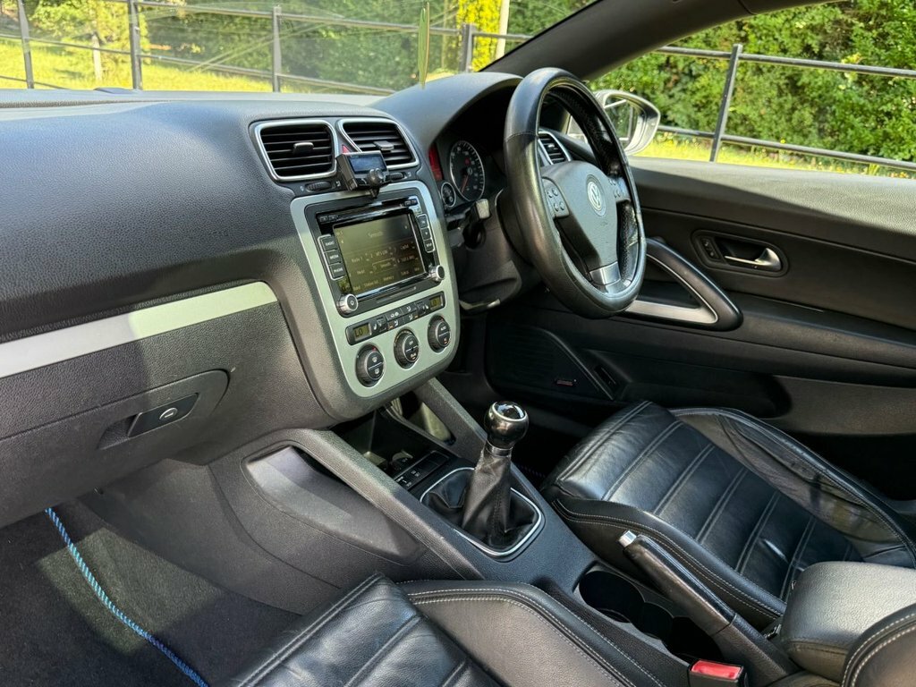 Volkswagen Scirocco Gold #11