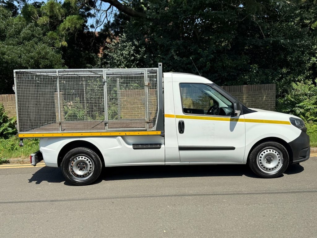 Fiat Doblo Air Con55,000 Mlwb1.6 Multijetii White #13