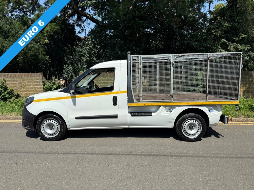 Fiat Doblo Diesel White #2