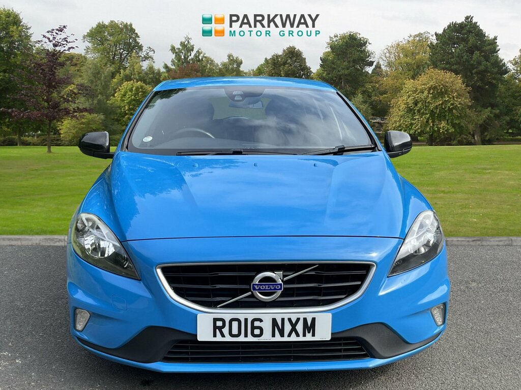 Volvo V40 Hatchback Blue #2