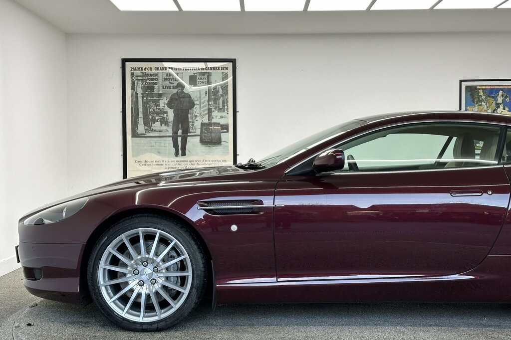 Aston Martin DB9 V12 Coupe Red #2