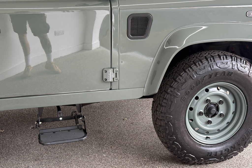 Land Rover Defender 90 90 2.2 Tdci Hard Top Grey #9