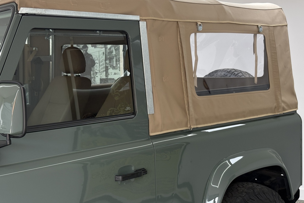 Land Rover Defender 90 90 2.2 Tdci Hard Top Grey #16