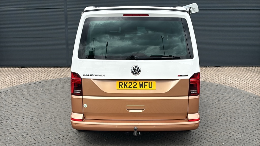 Volkswagen California Beach Camper Grey #10
