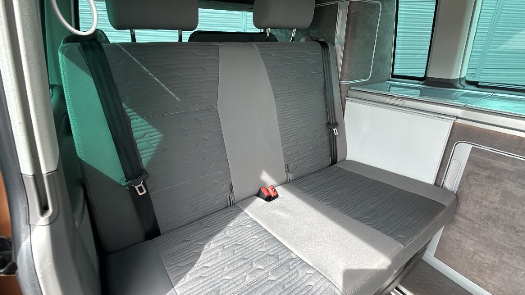 Volkswagen California Beach Camper Grey #14