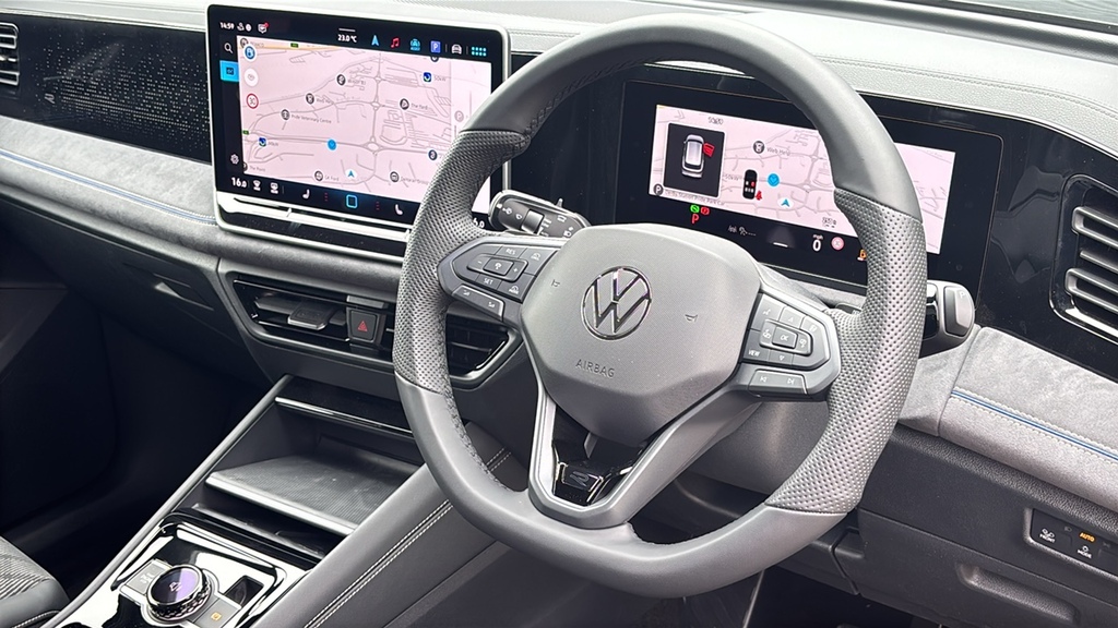 Volkswagen Tiguan 2.0 Tdi R-line Dsg 0 Ps Black #6