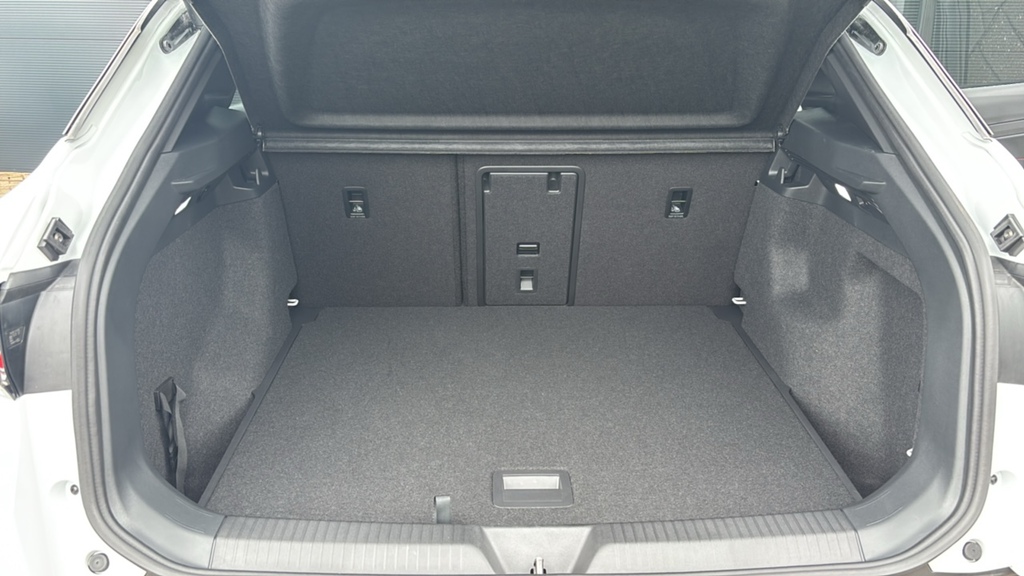 Volkswagen ID.4 210Kw Black Edition Pro 77Kwh Black #29