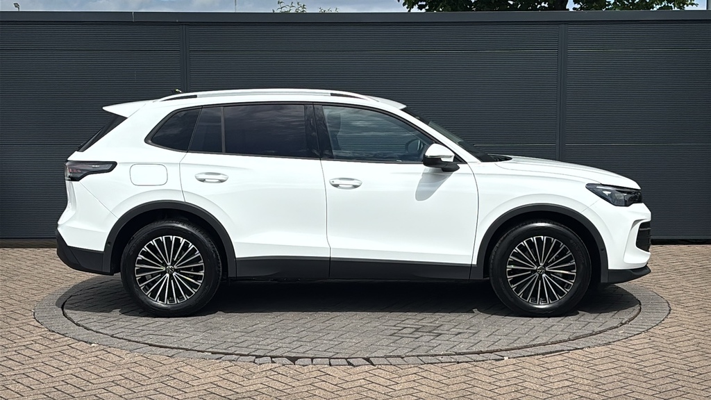 Volkswagen Tiguan 1.5 Etsi 150 Match Dsg 0 Ps White #4