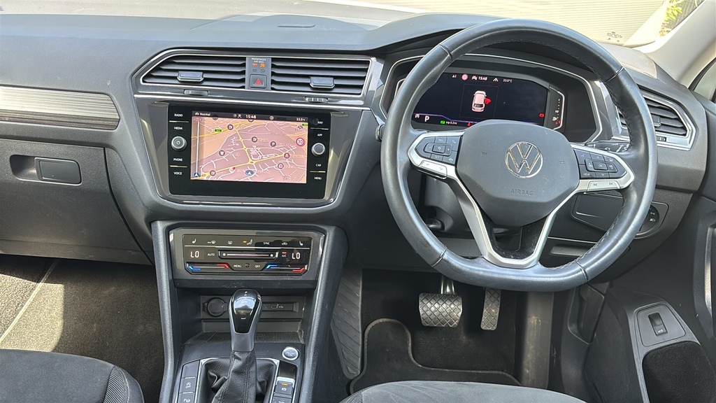 Volkswagen Tiguan Allspace Suv #10