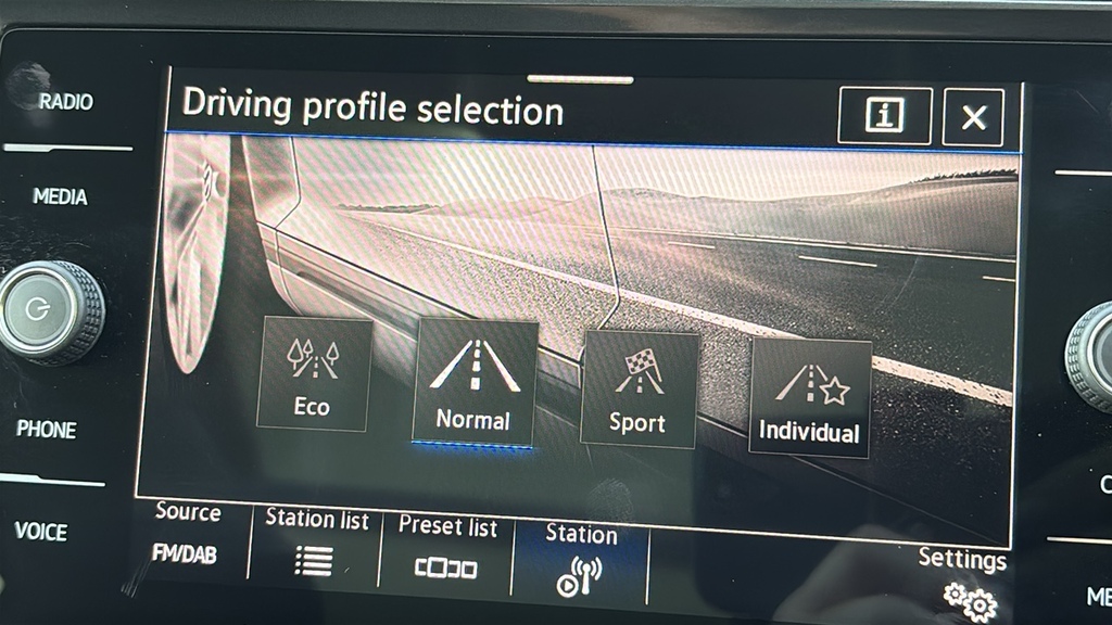 Volkswagen Tiguan Allspace Suv #25