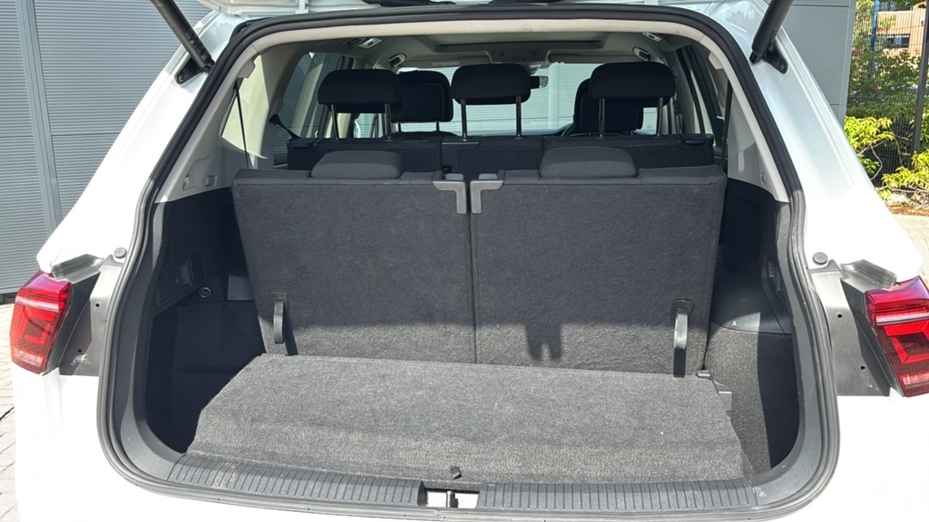 Volkswagen Tiguan Allspace Suv #30