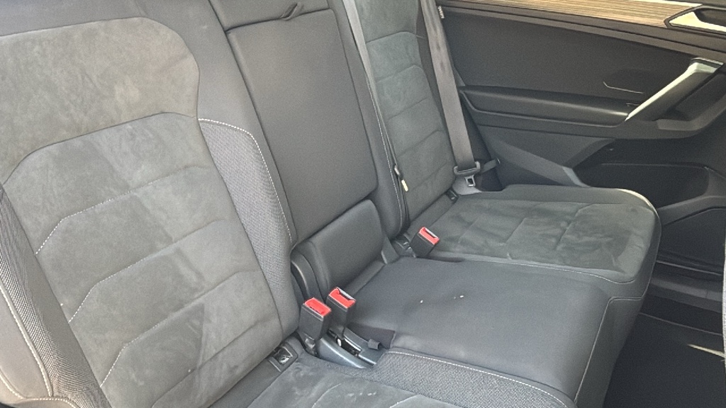 Volkswagen Tiguan Allspace Suv #16